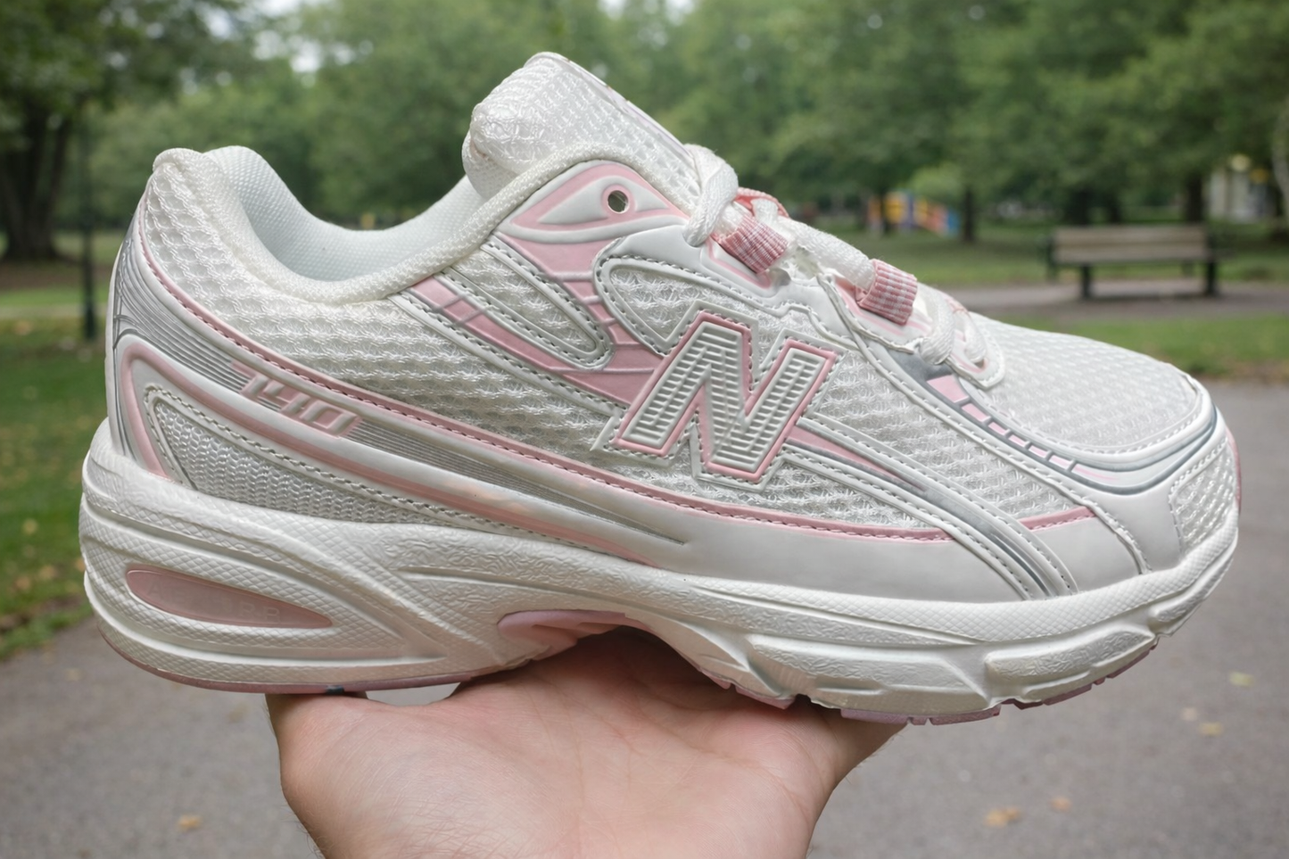 New balance 740