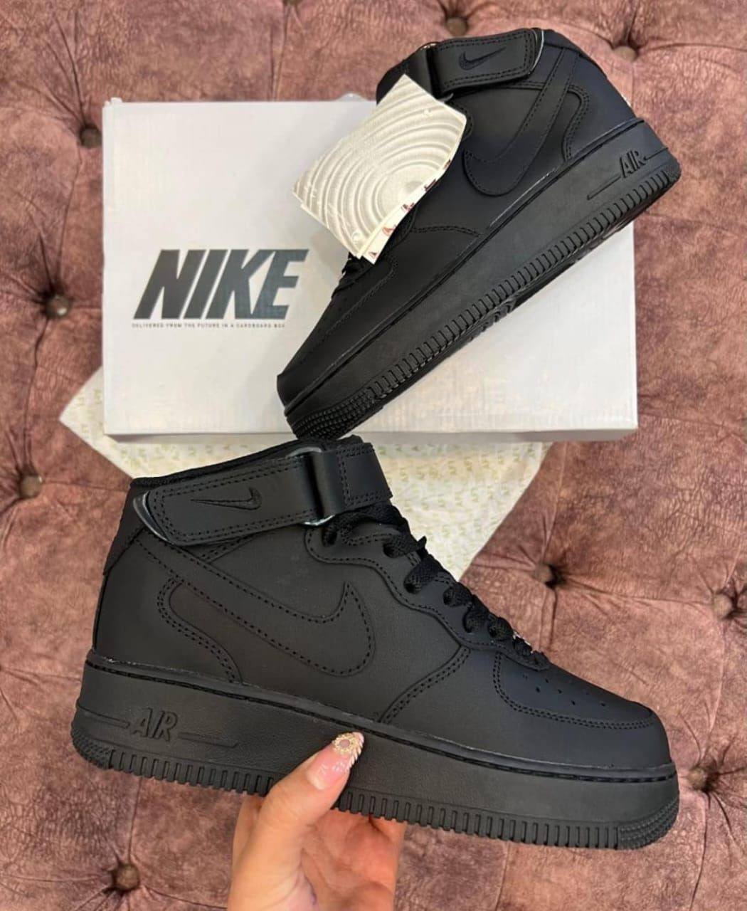 AIR FORCE NEGRAS BOTINES