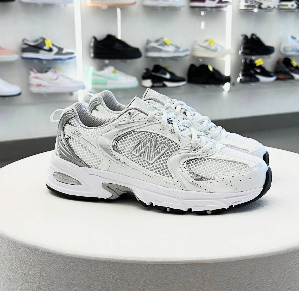 NEW BALANCE 520 BLANCO/GRIS