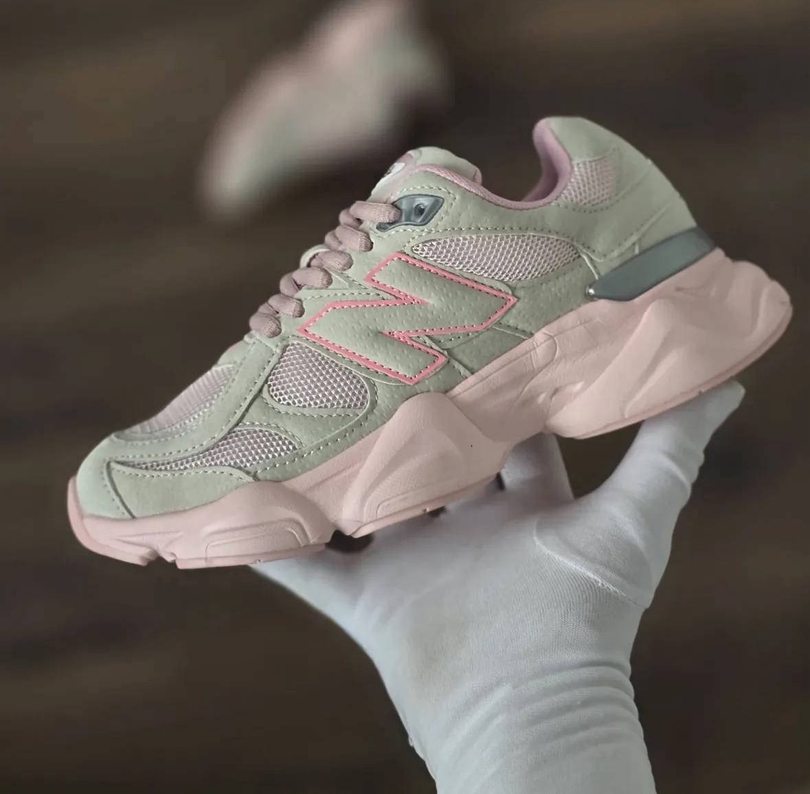NEW BALANCE 9060 ROSA/GRIS