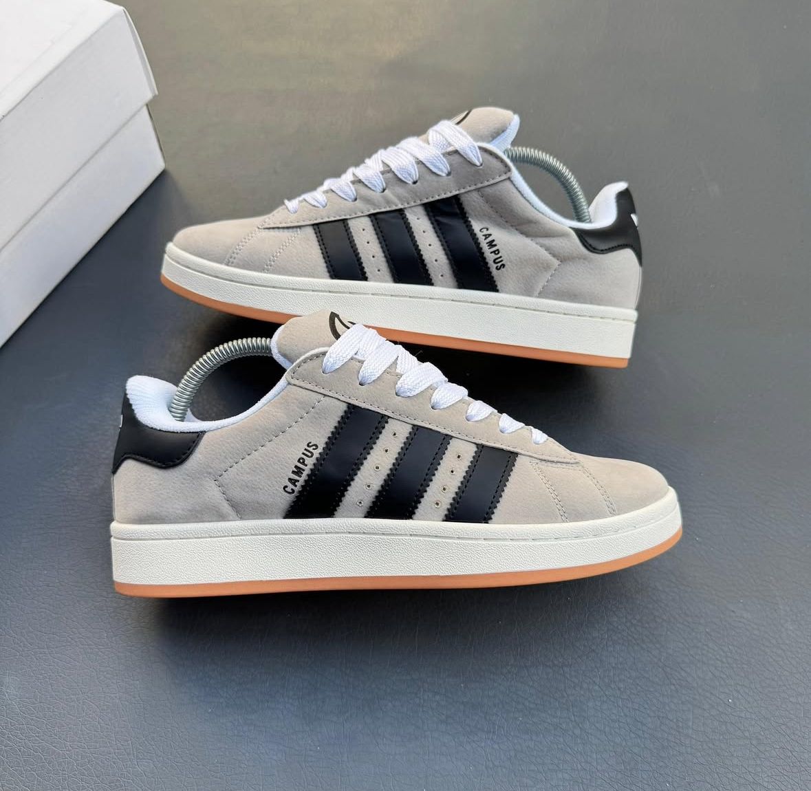 Adidas campus beige