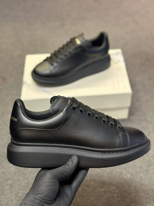 ALEXANDER MCQUEEN NEGRAS