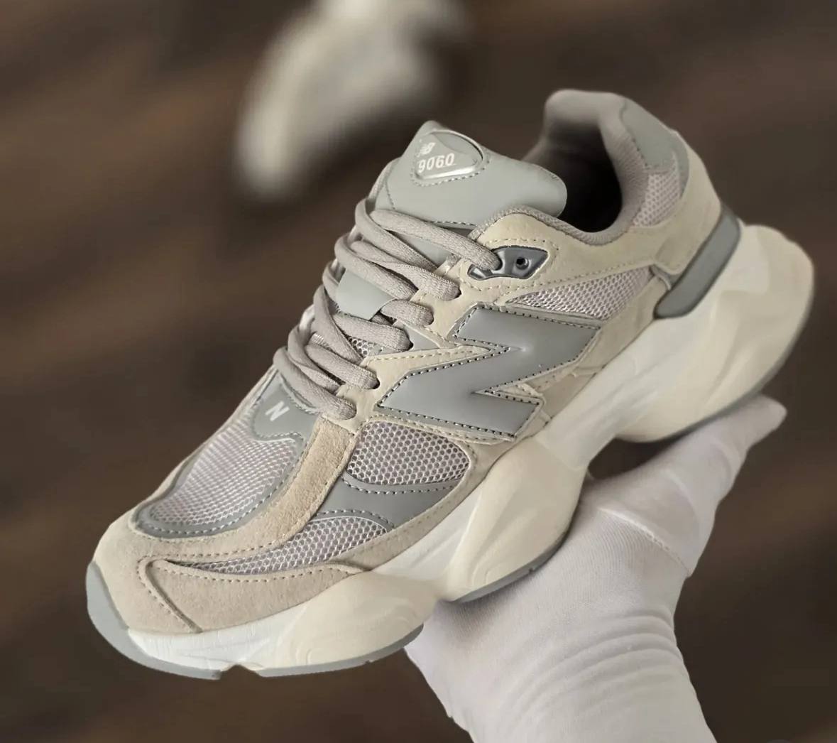 NEW BALANCE 9060 BEIGE/GRIS